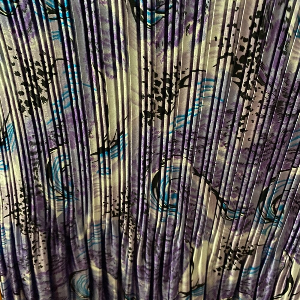 Blouse - Picture 2 of 2